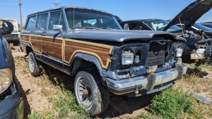 Junkyard Gem: 1989 Jeep Grand Wagoneer