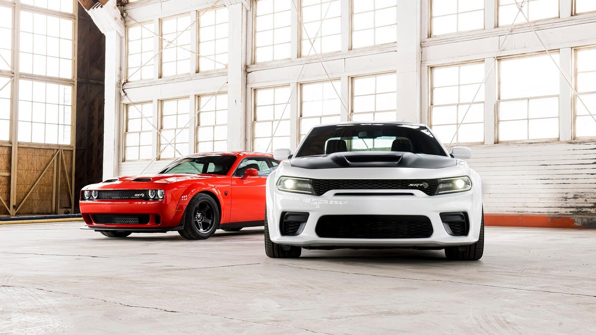 Kids Age 11, 12, And 14 Caught Trying to Steal Hellcats From Dodge Factory