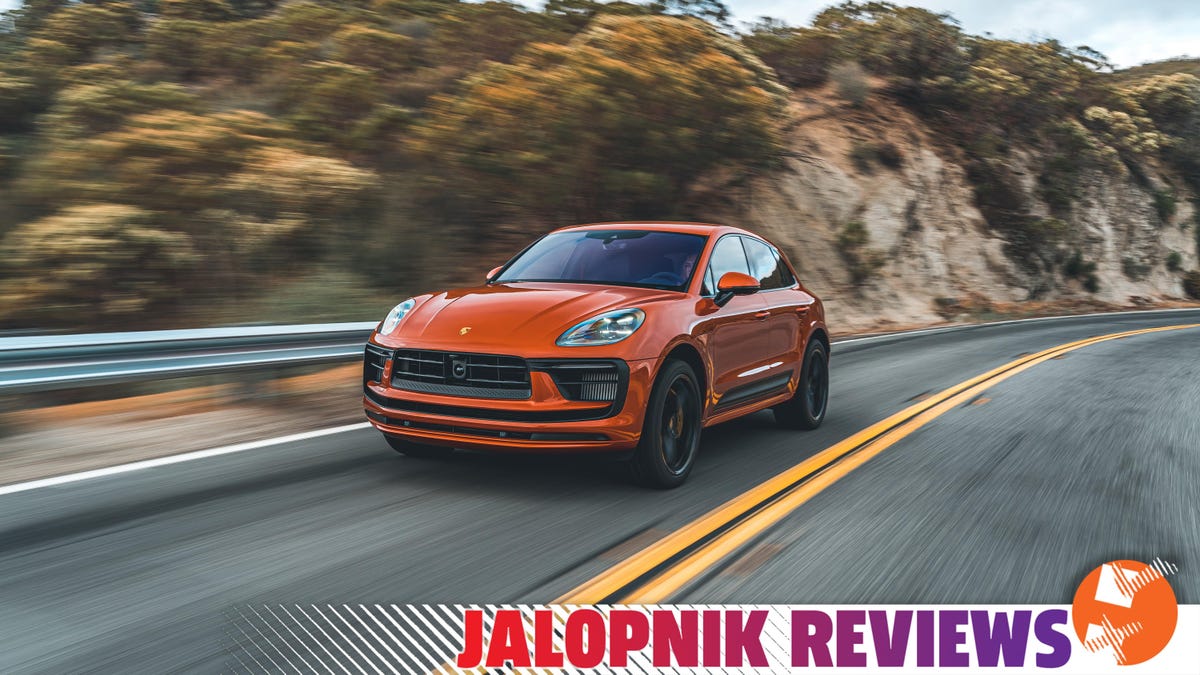 The 2022 Porsche Macan Is a Sports Sedan Pretending to Be A Crossover