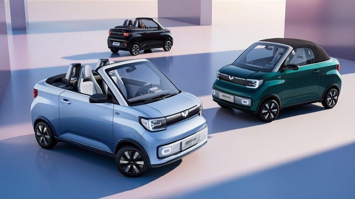 The New Mini EV Cabrio Is a Rare Convertible Electric Car, And Possibly the Cutest EV