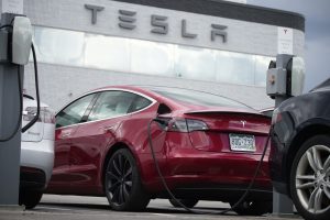 US agency probes Tesla crashes that killed 2 motorcyclists