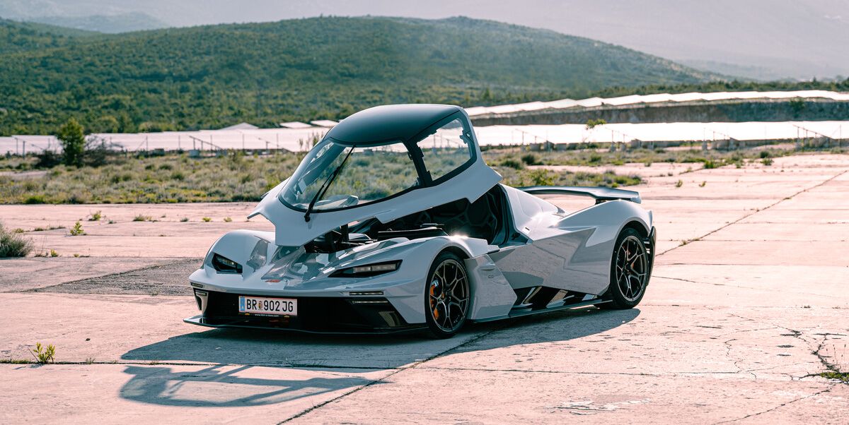 KTM X-Bow GT-XR Is a 493-Horsepower Monster on a Low Carb Diet