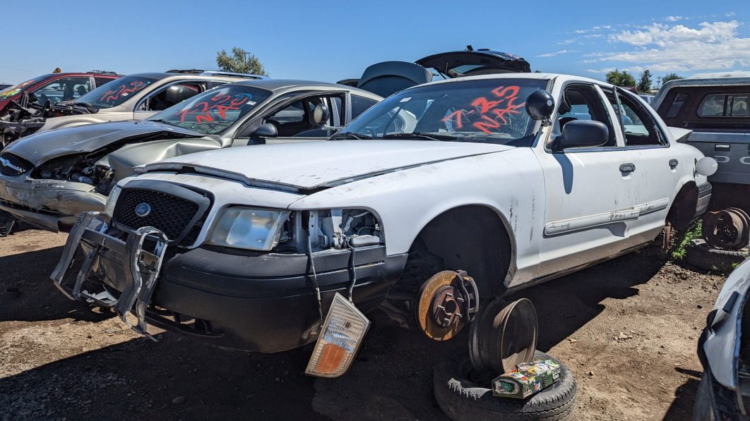 Junkyard Gem: 2003 Ford Crown Victoria Police Interceptor