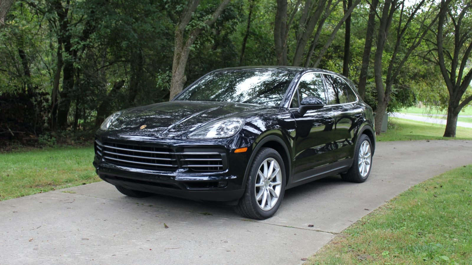 2021 Porsche Cayenne E-Hybrid exterior