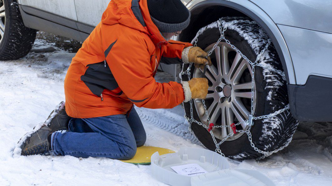 Conquer Icy Roads and Rough Terrains With the Best Tire Chains for Snow