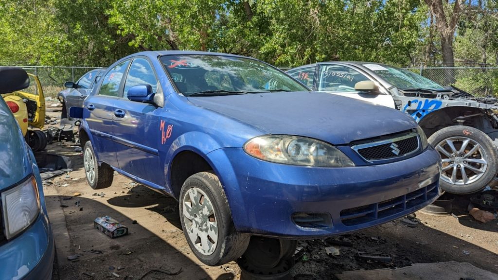 Junkyard Gem: 2008 Suzuki Reno