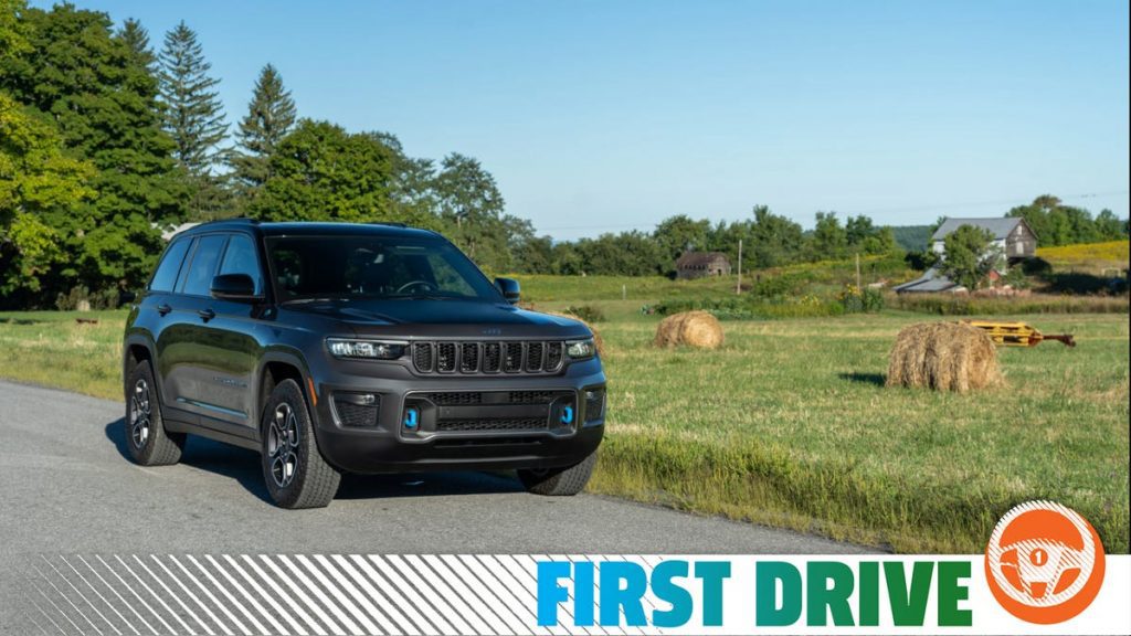 2022 Jeep Grand Cherokee Trailhawk 4xe Is a Plush and Rugged Plug-In Hybrid