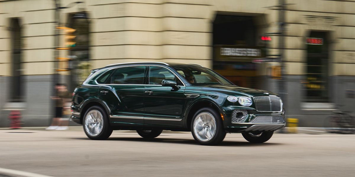 2023 Bentley Bentayga EWB Marks a Comfortable Stretch