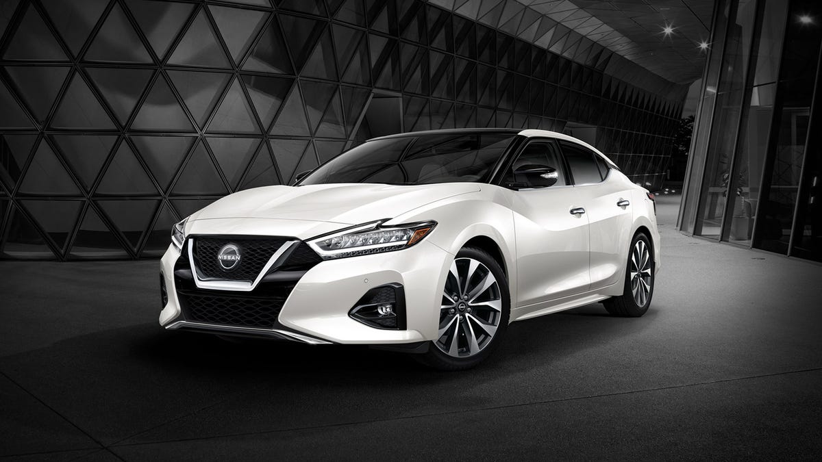 2023 Nissan Maxima Sends Off the 'Four-Door Sports Car' With New Badge, Price Increase