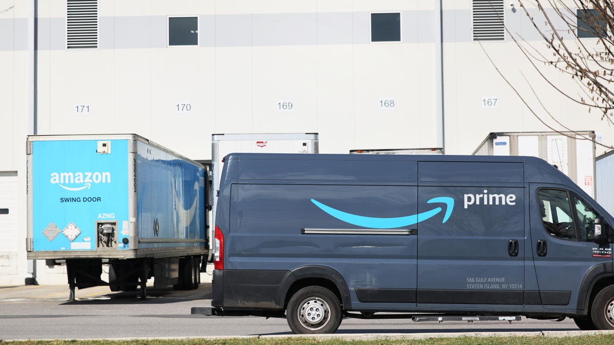 Amazon Hires Some of the Most Dangerous Trucking Contractors in the U.S.: Report