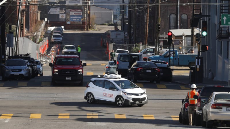 Autonomous cars may be impossible without helpful human touch