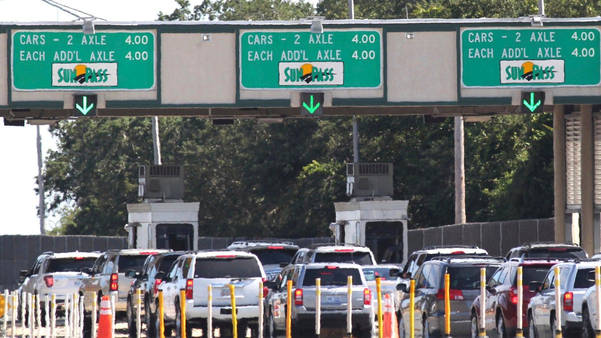 Florida Is Tracking Drivers Through a Secret Surveillance System on Toll Roads