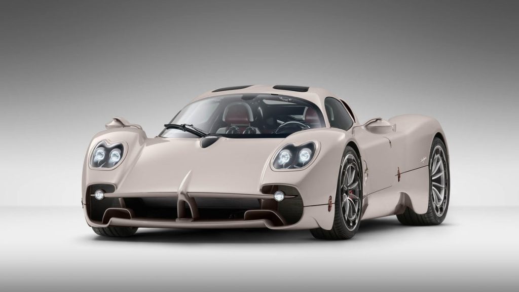 The Utopia is Pagani's Surprise Third Act with a Manual Transmission and 860 HP
