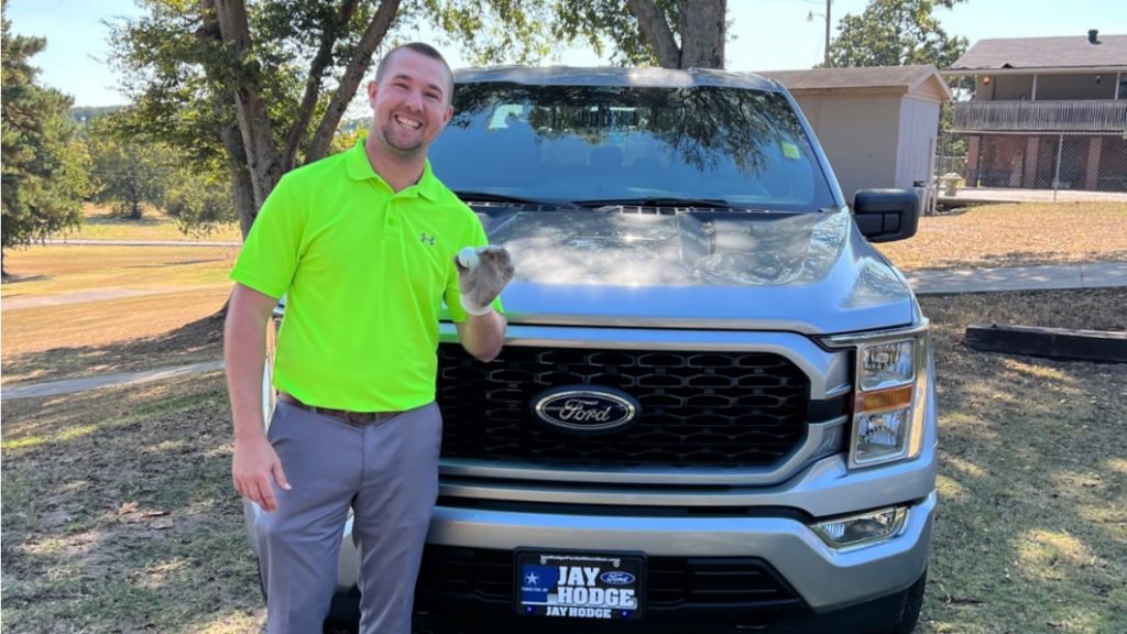 Golfer sues Ford dealer and country club, saying they reneged on F-150 hole-in-one prize