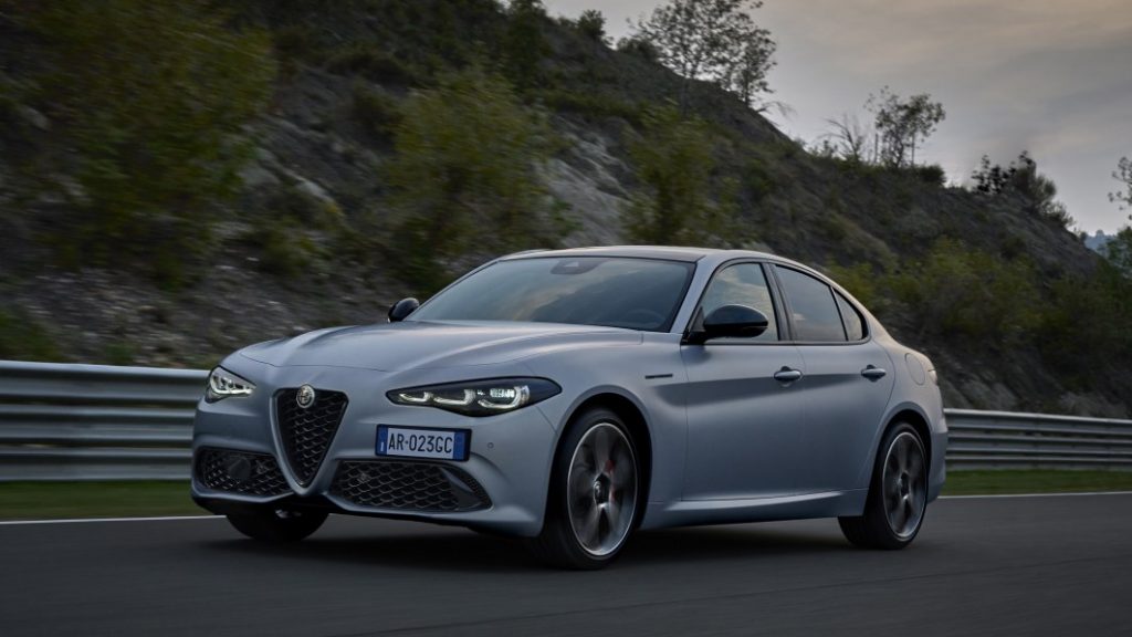 2023 Alfa Romeo Giulia and Stelvio tweaked outside and in