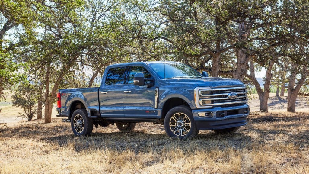 2023 Ford Super Duty Can Tow up to 40,000 Pounds, More Than Any Truck in the History of Trucks