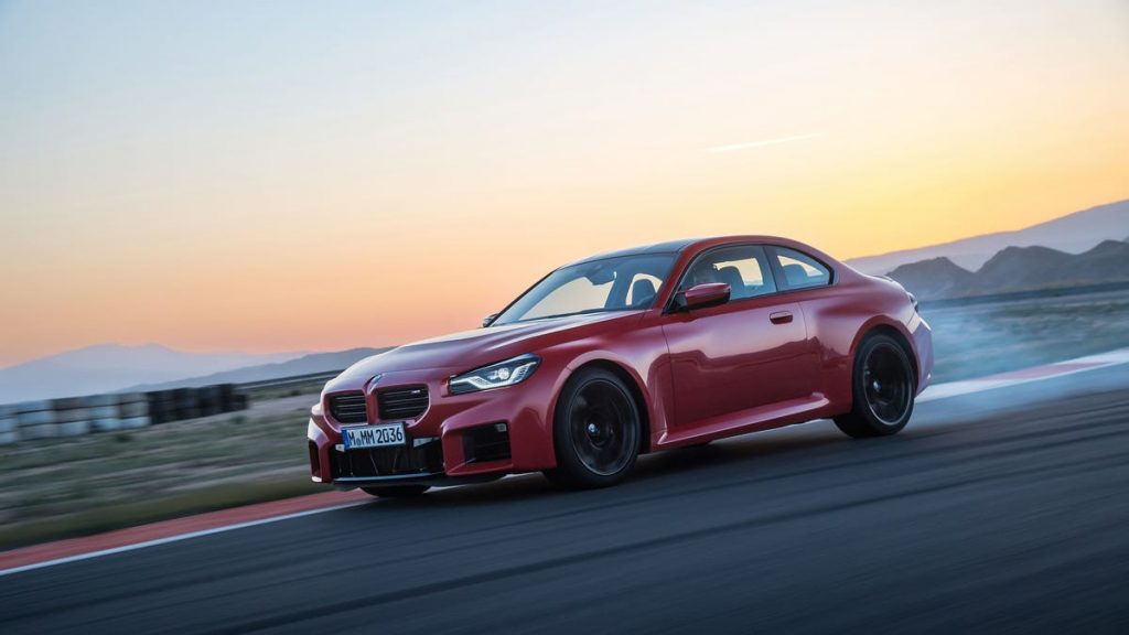 BMW Debuts the Next-Gen M2 With 453 HP and a Six-Speed Manual