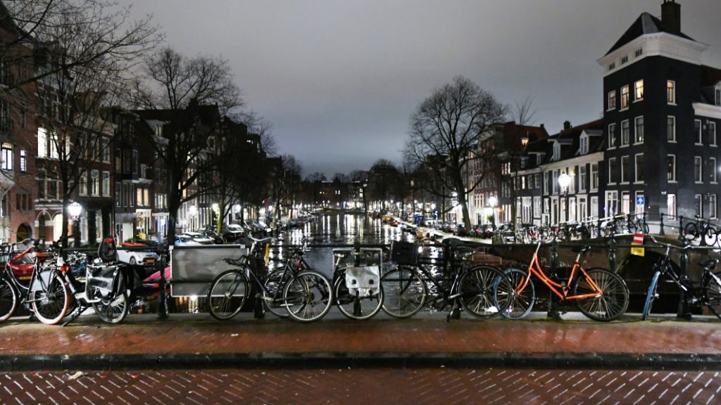 How bicycles conquered Amsterdam