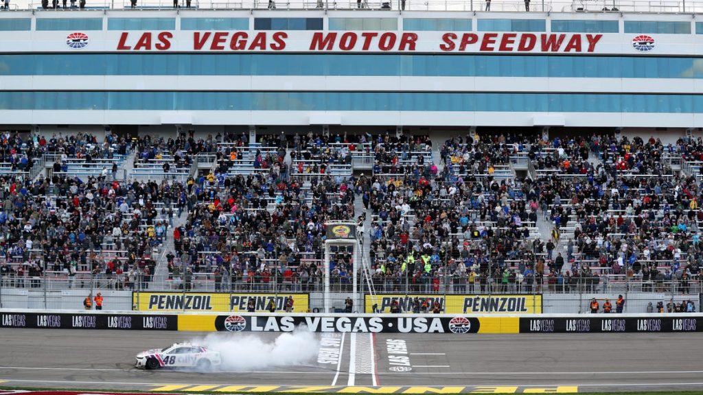 How to Watch NASCAR, MotoGP, NHRA and Everything Else in Racing This Weekend, October 15-16