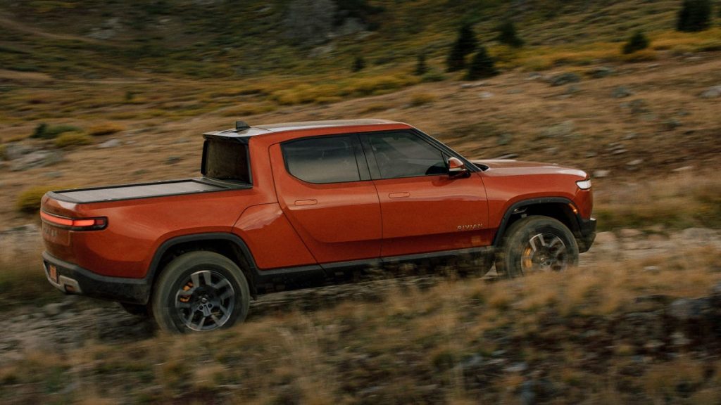 Rivian Temporarily Discontinues R1T's Powered Tonneau Cover Because It Keeps Breaking