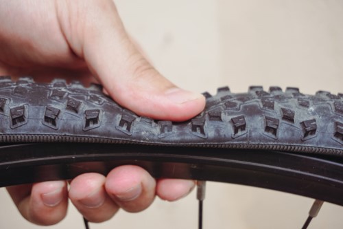 how to change a bike inner tube