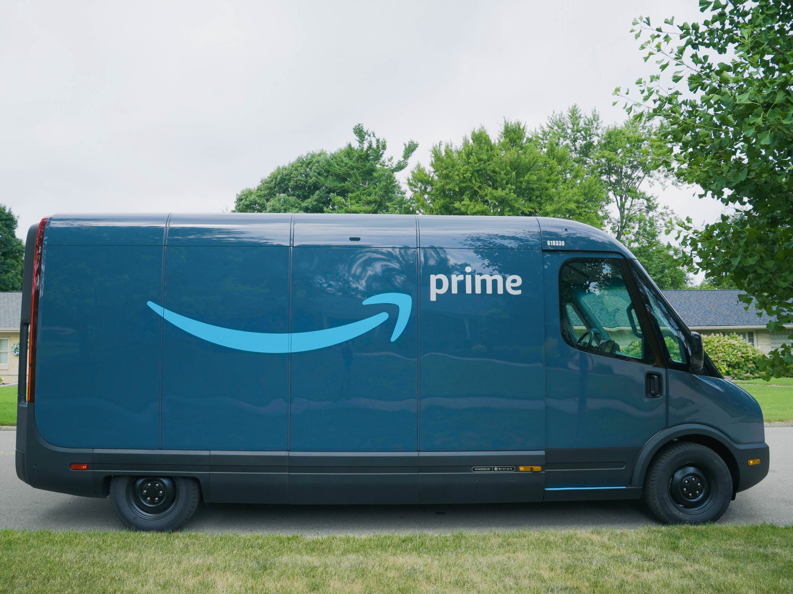 Amazon Rivian electric delivery