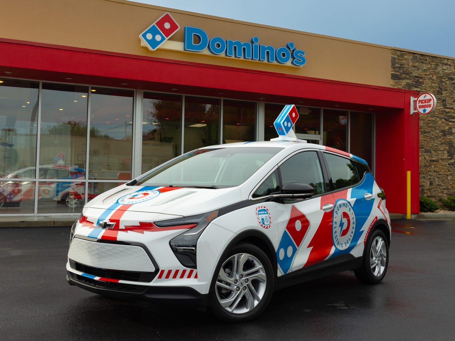 Domino's chevy bolt