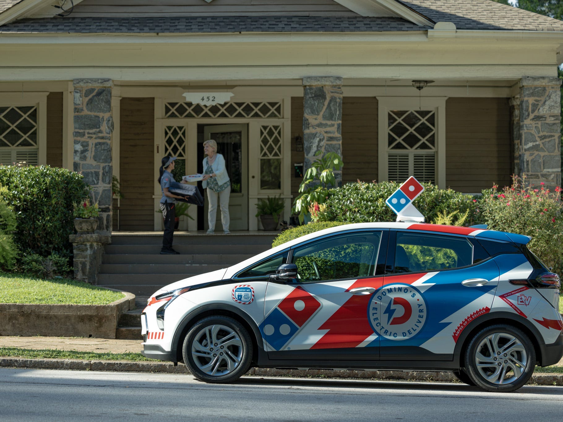 Domino's chevy bolt