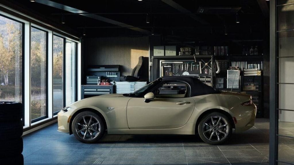 2023 Mazda Miata Gets a Price Bump and Attractive New Color