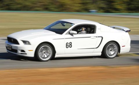 car 68 ford mustang