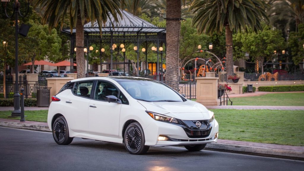 Nissan Leaf nameplate is sticking around