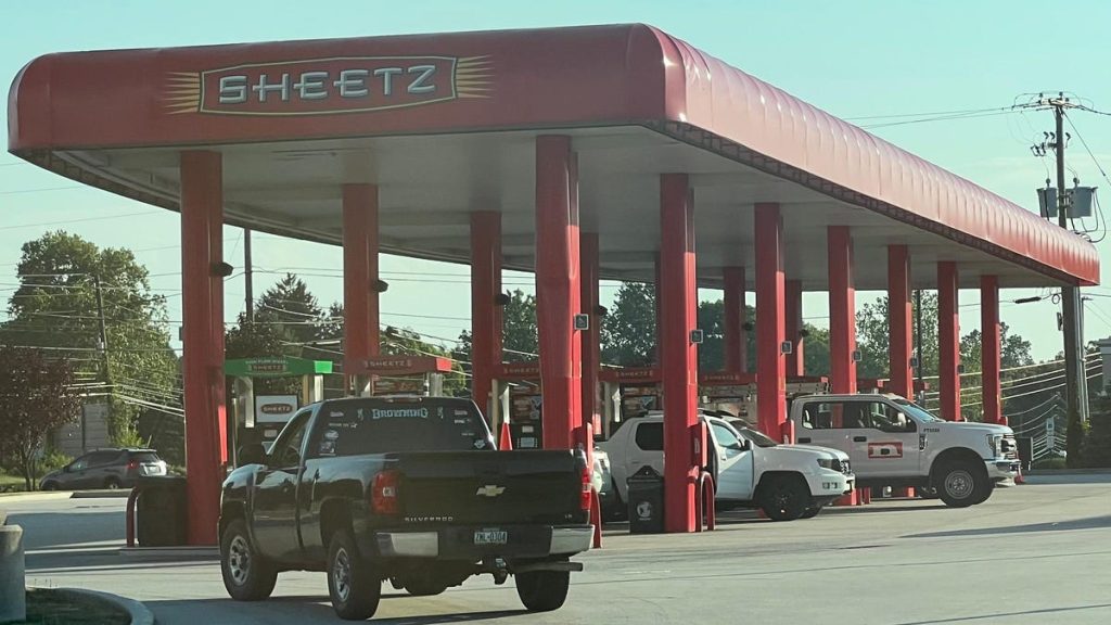 Sheetz Drops Unleaded 88 Gas Price to $1.99 for Thanksgiving