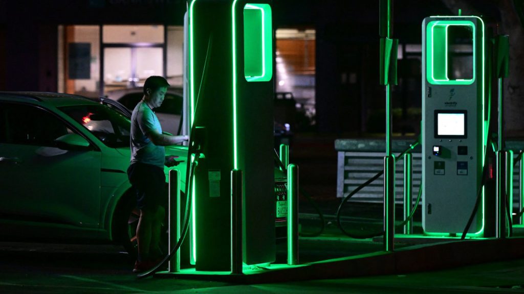 California approves $2.9 billion investment to double car chargers in state