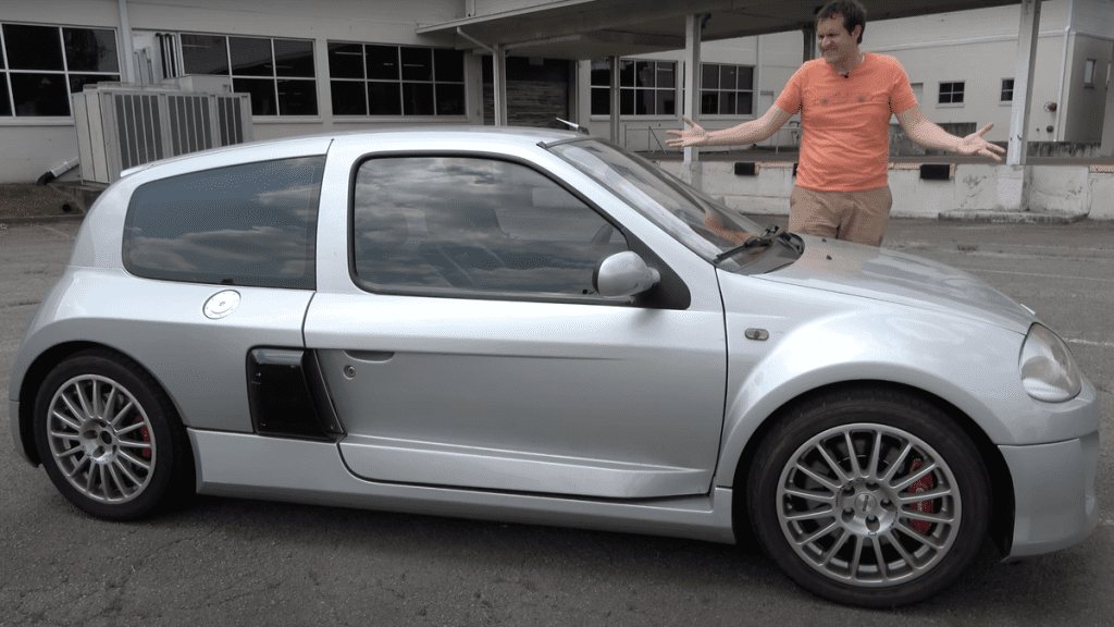 Check Out All the Quirks and Features of Renault's Clio V6