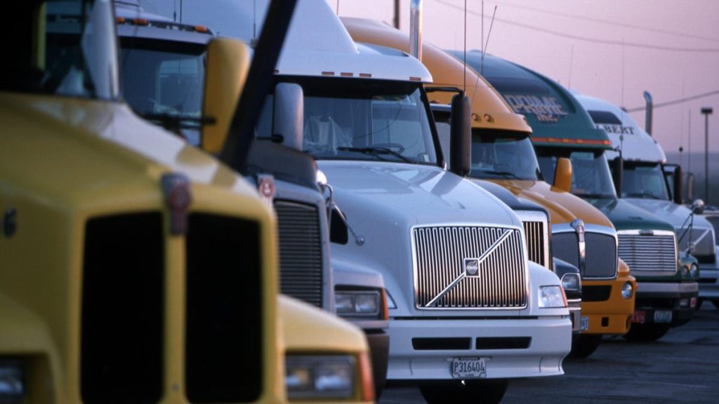 EPA to Toughen Heavy Truck Emissions Standards for First Time in Decades