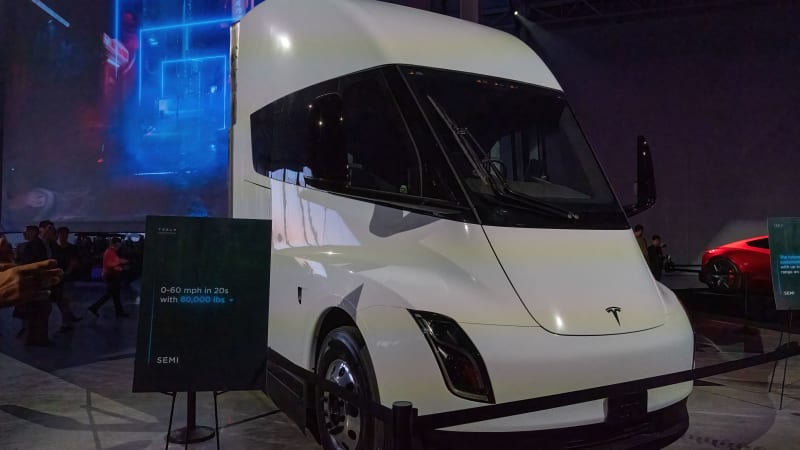 Elon Musk will finally take the wraps off Tesla semi ... to a tough crowd