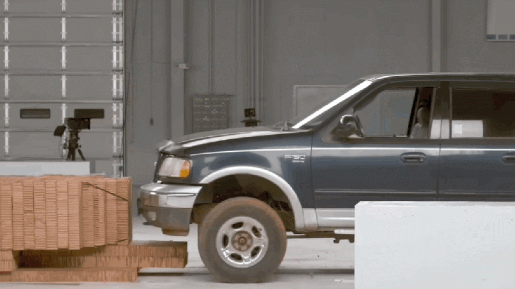 IIHS Crash-Tested its Heaviest Vehicle Ever to Prepare for Massive EVs