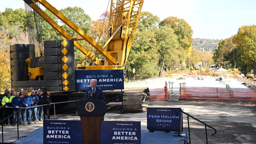 Pittsburgh Bridge Set to Reopen 11 Months After Collapse