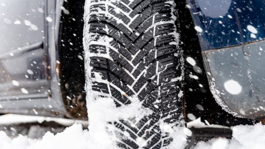 Save up to $240 on new tires with these holiday deals