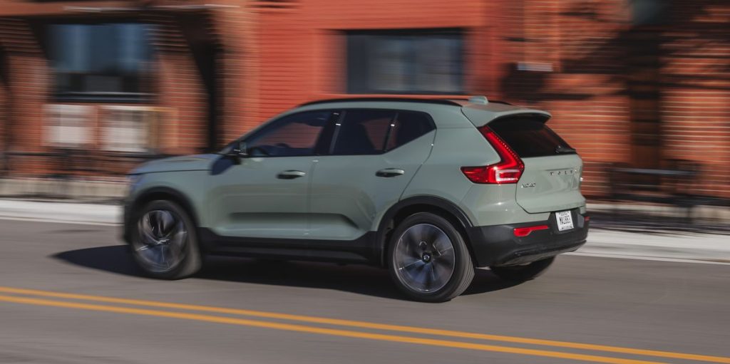 Tested: 2023 Volvo XC40 B5 Combines Cuteness and Competence