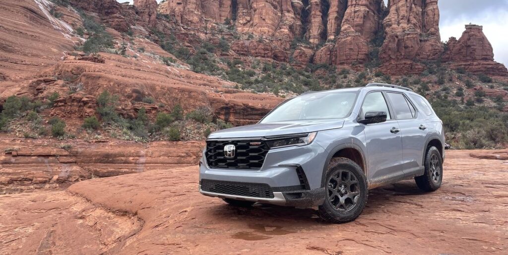 2023 Honda Pilot Breaks the Old Mold on the Trail and the Road