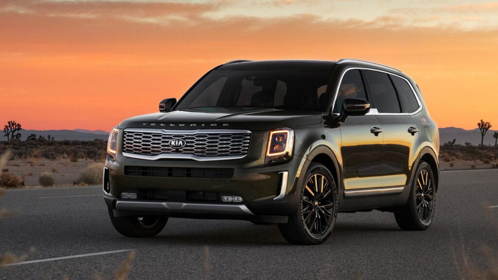 NHTSA Investigates Kia Telluride for Busted High-Beam Headlights