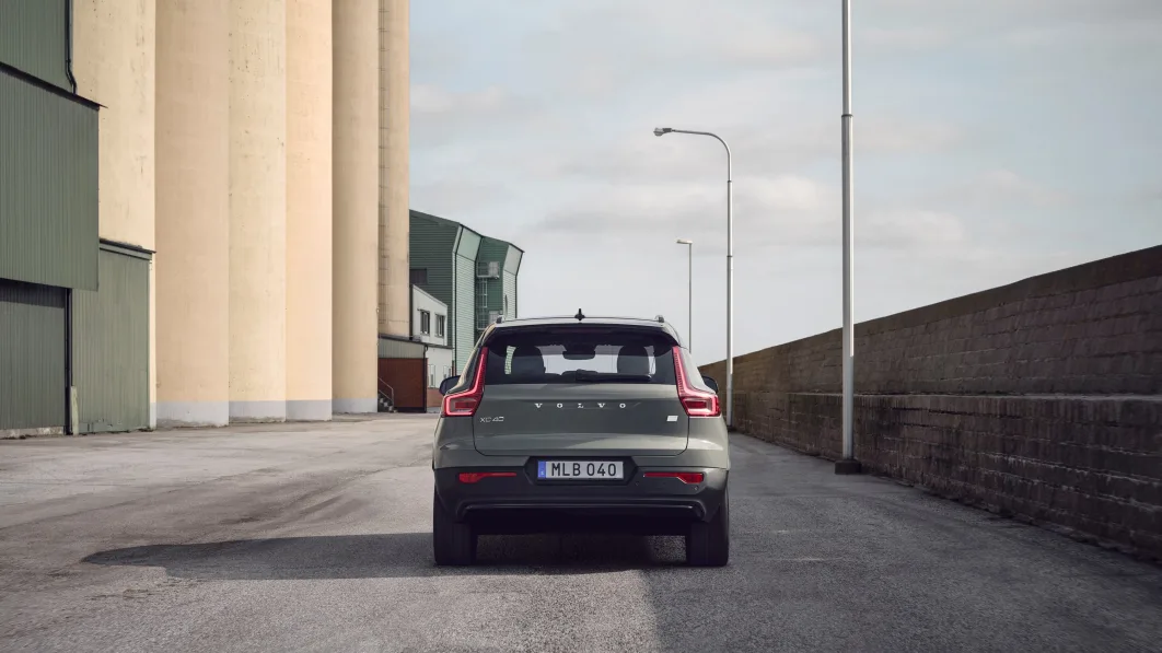 XC40 Recharge Twin, Sage Green