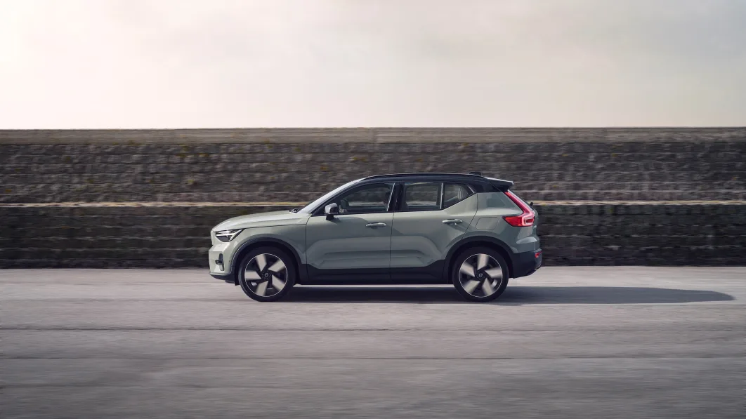 XC40 Recharge Twin, Sage Green