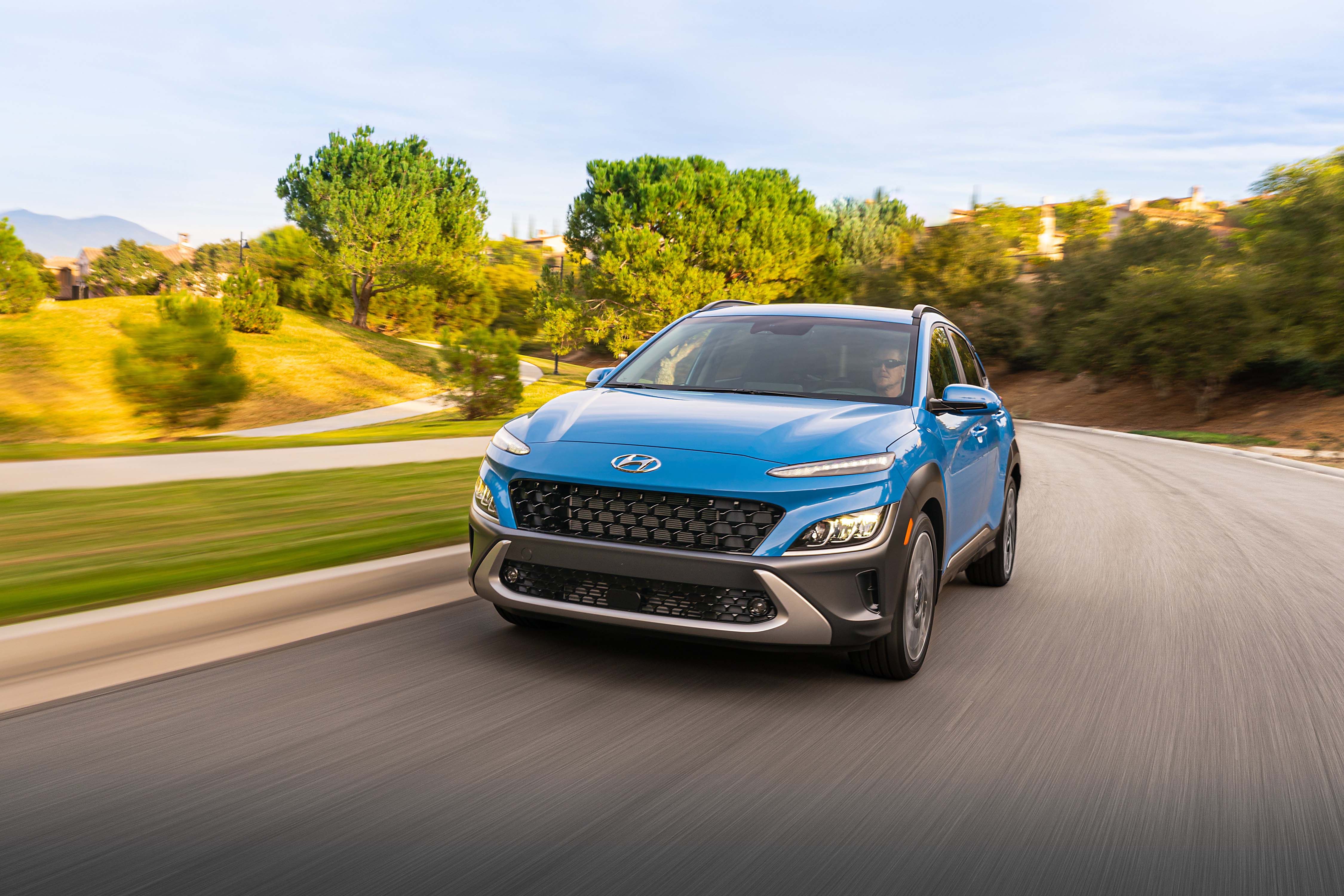 2023 hyundai kona limited driving