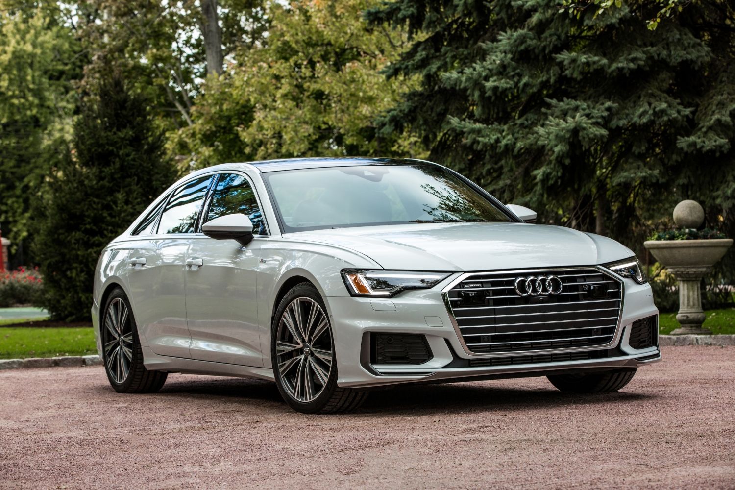 audi a6 front exterior