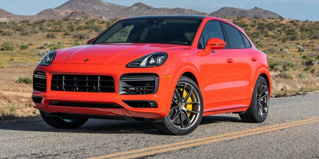 2020 Porsche Cayenne Coupe Turbo / Turbo S