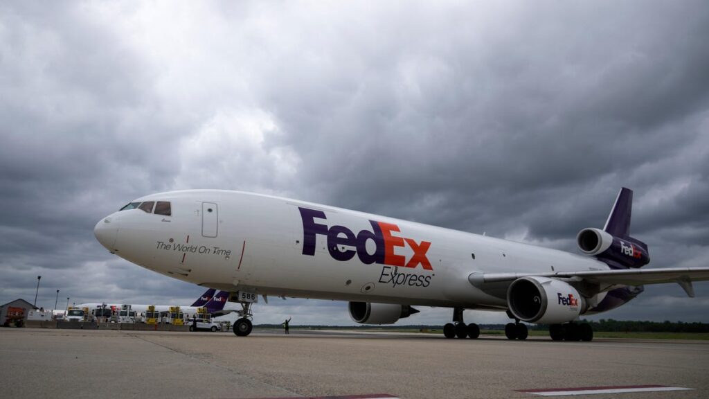 FedEx Cargo Plane Nearly Collides With Southwest Flight in Latest Near Miss at U.S. Airports