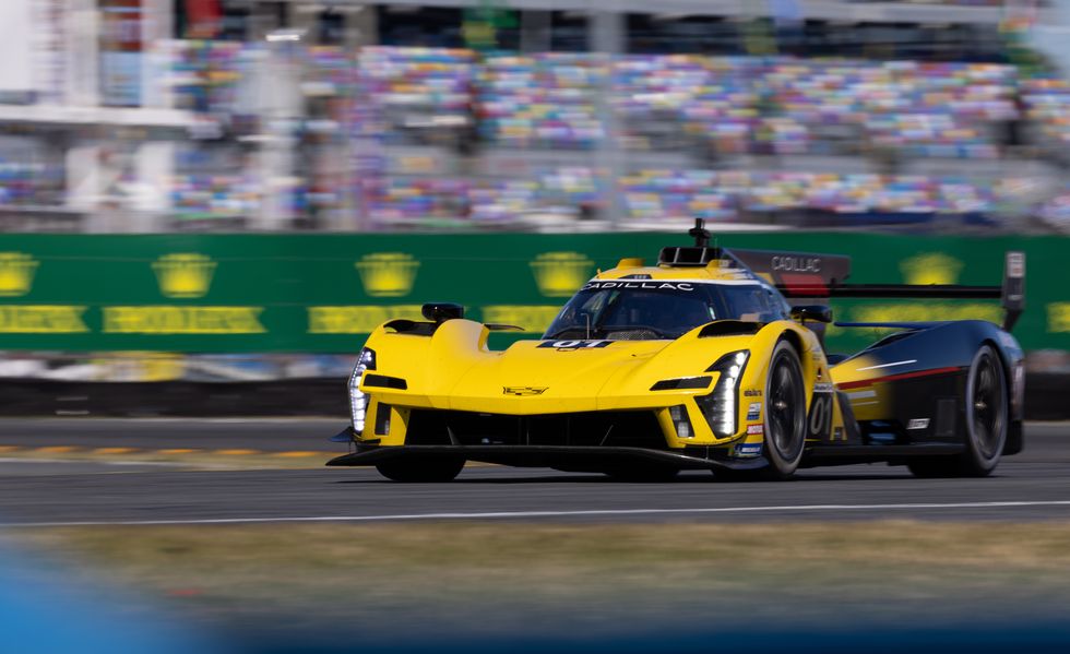 cadillac at daytona 24 hours 2023