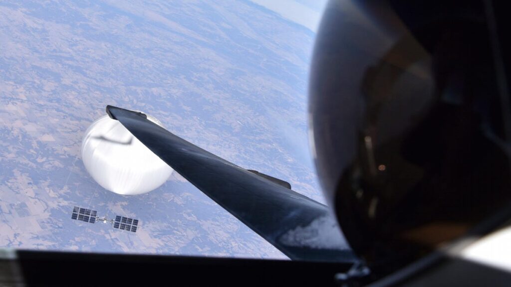 The U-2 Spy Balloon Selfie and the Grand History of Pilot Self-Portraits